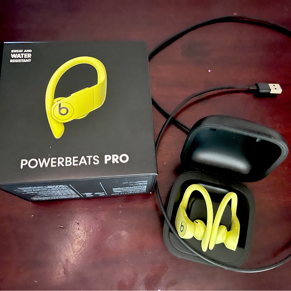 Powerbeats Pro- Yellow wireless ear buds
